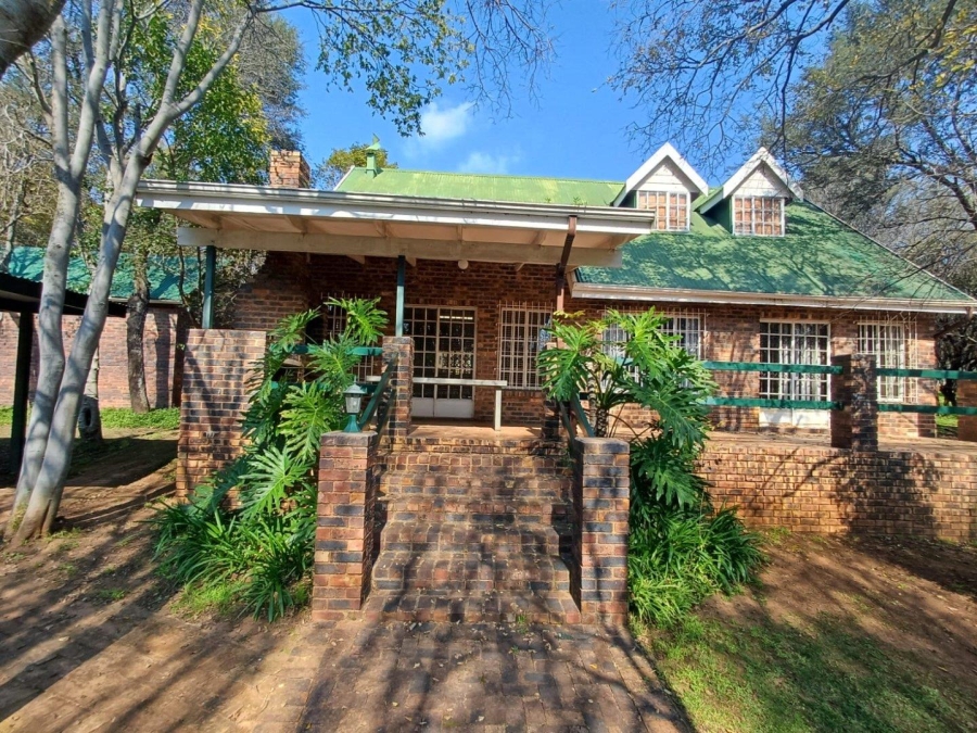 9 Bedroom Property for Sale in Willow Grange Free State
